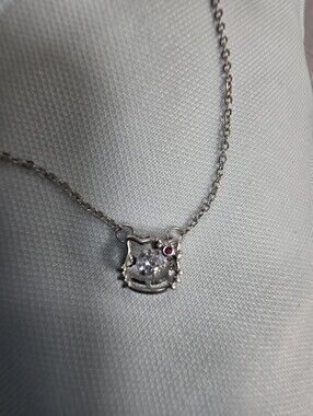 S925 Silver Cat Necklace Women's Unique Design Vibrating Heart